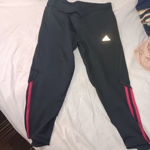 Adidas sport capri leggings